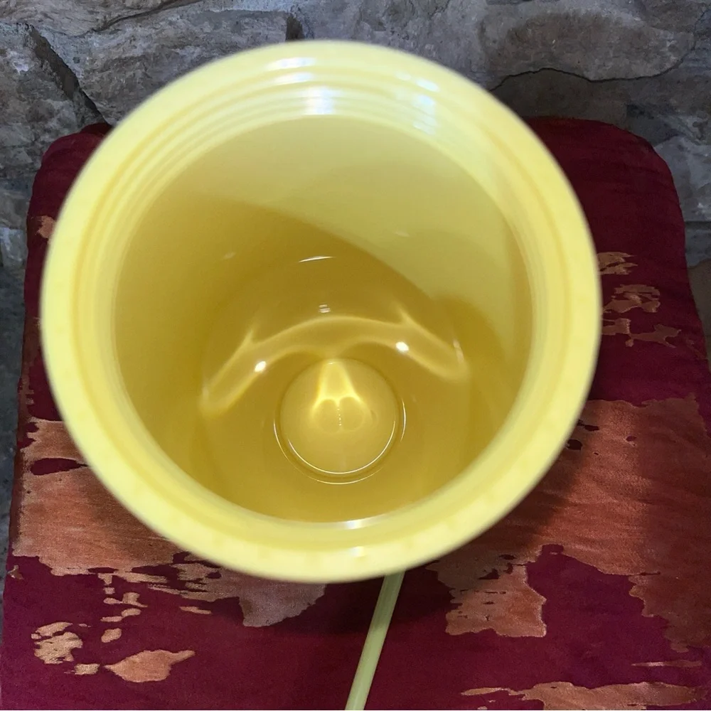 NWT STARBUCKS Matte Butter Yellow Prism Soft Touch Tumbler 24oz 710ML